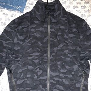 Black-camo lululemon jacket